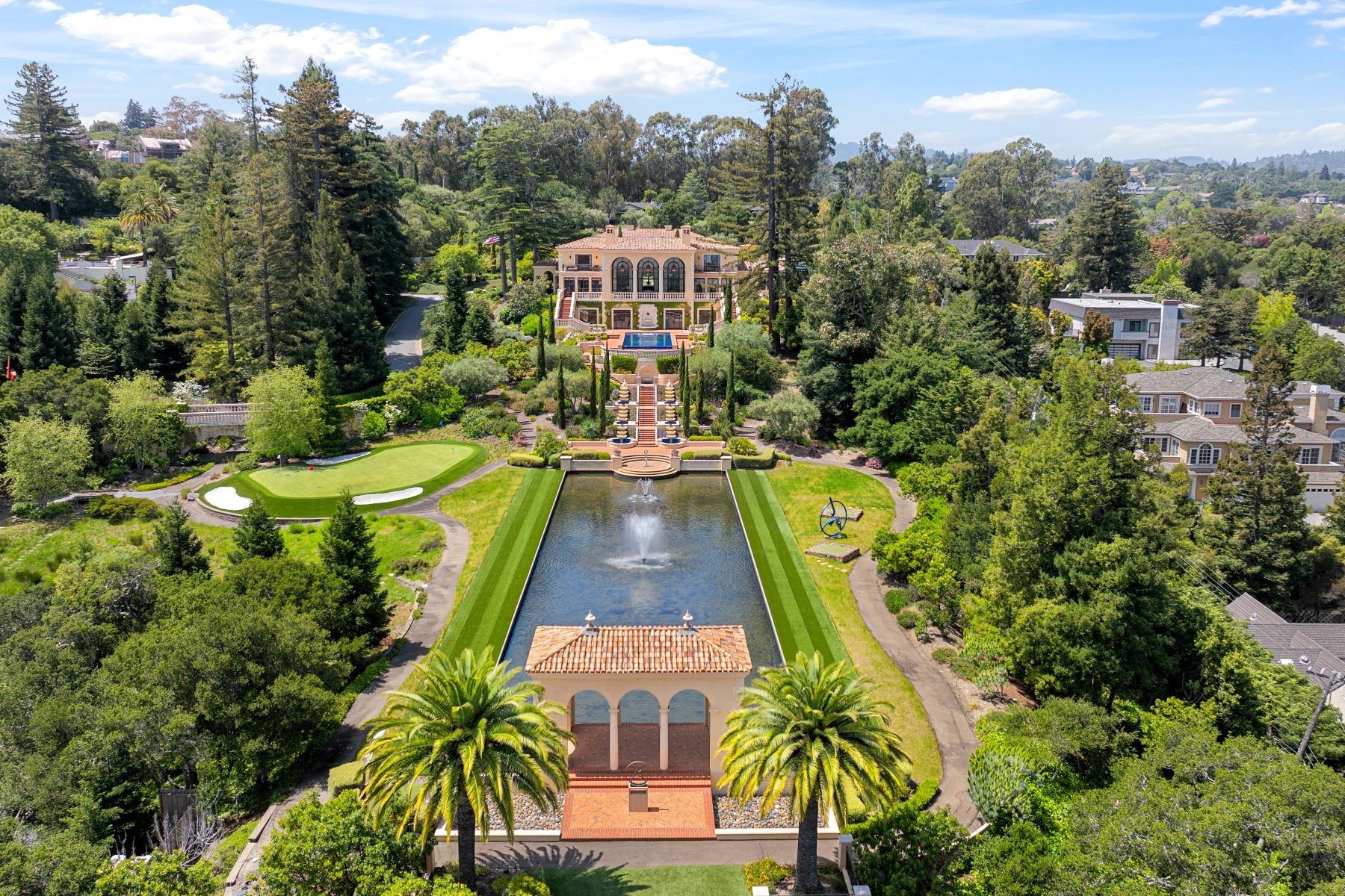 Villa de Verano, Hillsborough